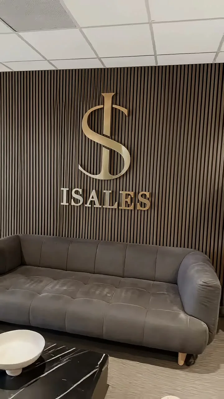 Still from the iSales campaign &ldquo;Kontoret&rdquo;
